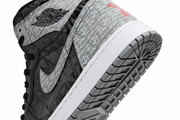 Air Jordan 1 High OG 'Rebellionaire' 555088-036