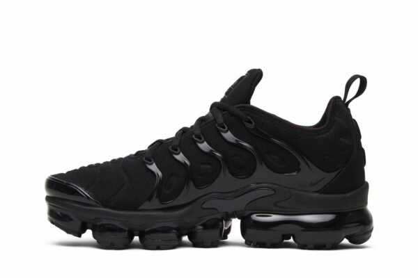 Air VaporMax Plus 'Triple Black' 924453-004