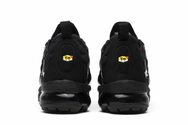Air VaporMax Plus 'Triple Black' 924453-004