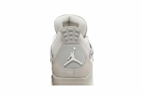 Air Jordan 4 Retro 'Frozen Moments' AQ9129-001
