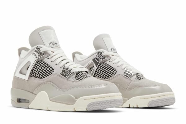 Air Jordan 4 Retro 'Frozen Moments' AQ9129-001