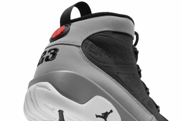 Air Jordan 9 Retro 'Particle Grey' CT8019-060