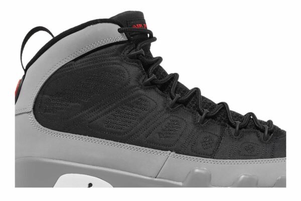 Air Jordan 9 Retro 'Particle Grey' CT8019-060