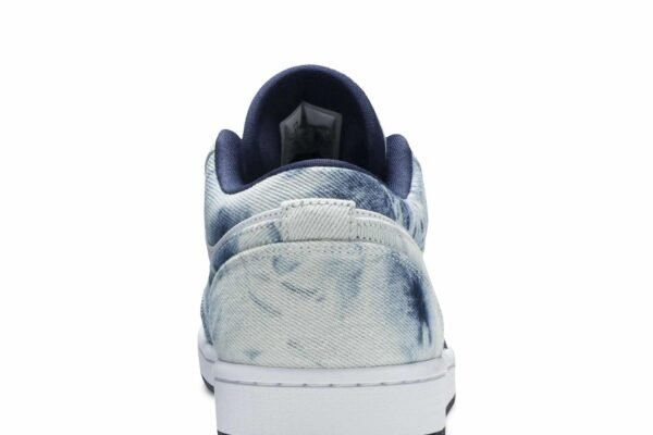 Air Jordan 1 Low SE 'Washed Denim' CZ8455-100