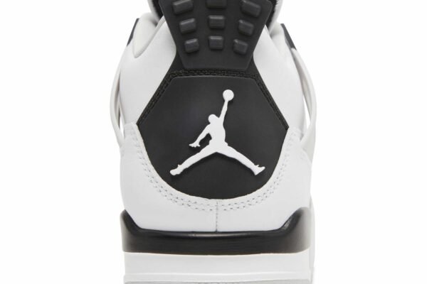 Air Jordan 4 Retro 'Military Black' DH6927-111