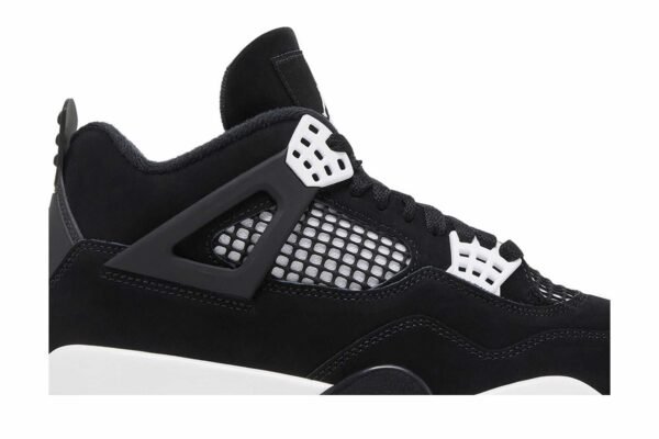 Air Jordan 4 Retro 'White Thunder' FQ8138-001