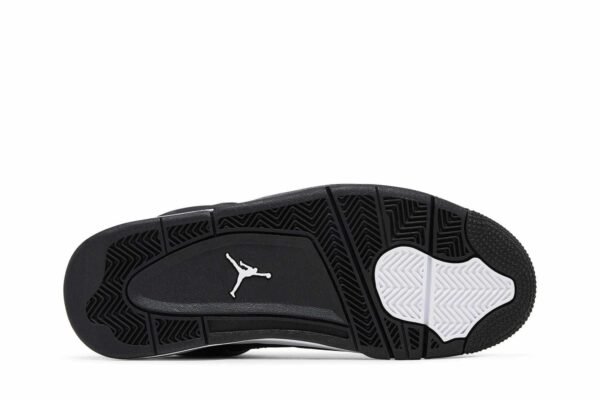 Air Jordan 4 Retro 'White Thunder' FQ8138-001