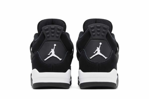 Air Jordan 4 Retro 'White Thunder' FQ8138-001