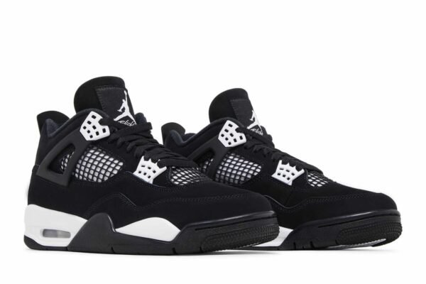 Air Jordan 4 Retro 'White Thunder' FQ8138-001