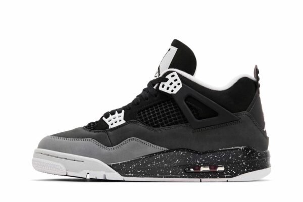 Air Jordan 4 Retro 'Fear' FQ8138-002