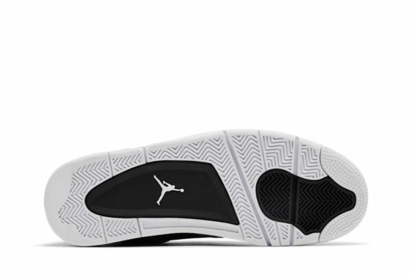 Air Jordan 4 Retro 'Fear' FQ8138-002